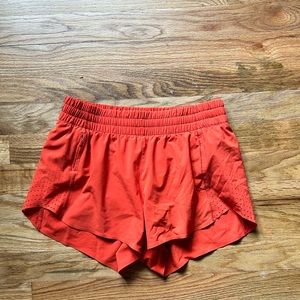 Athleta hustle shorts